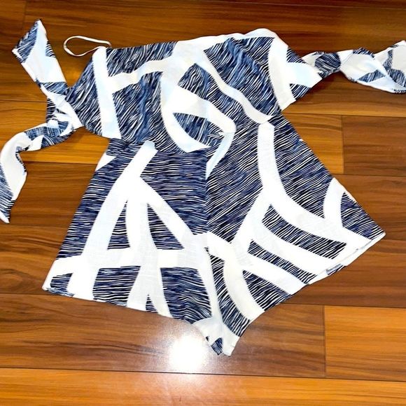 White Fox Boutique Pants - NWT White Fox short romper